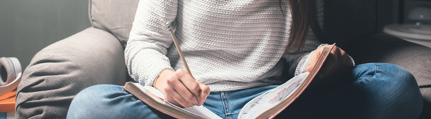 girl writing